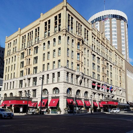 The Pfister Hotel, home to the Columns lounge.