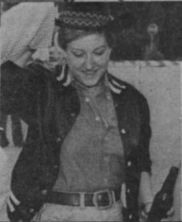 Debi Vance with Tony Canfora at Club 219, Feb. 1981 / (Gay Milw, volume 4 no. 2)