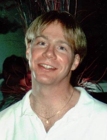 Photo of Kevin bartending at YP, Feb. 1982 / Escape, vol.5 no.4