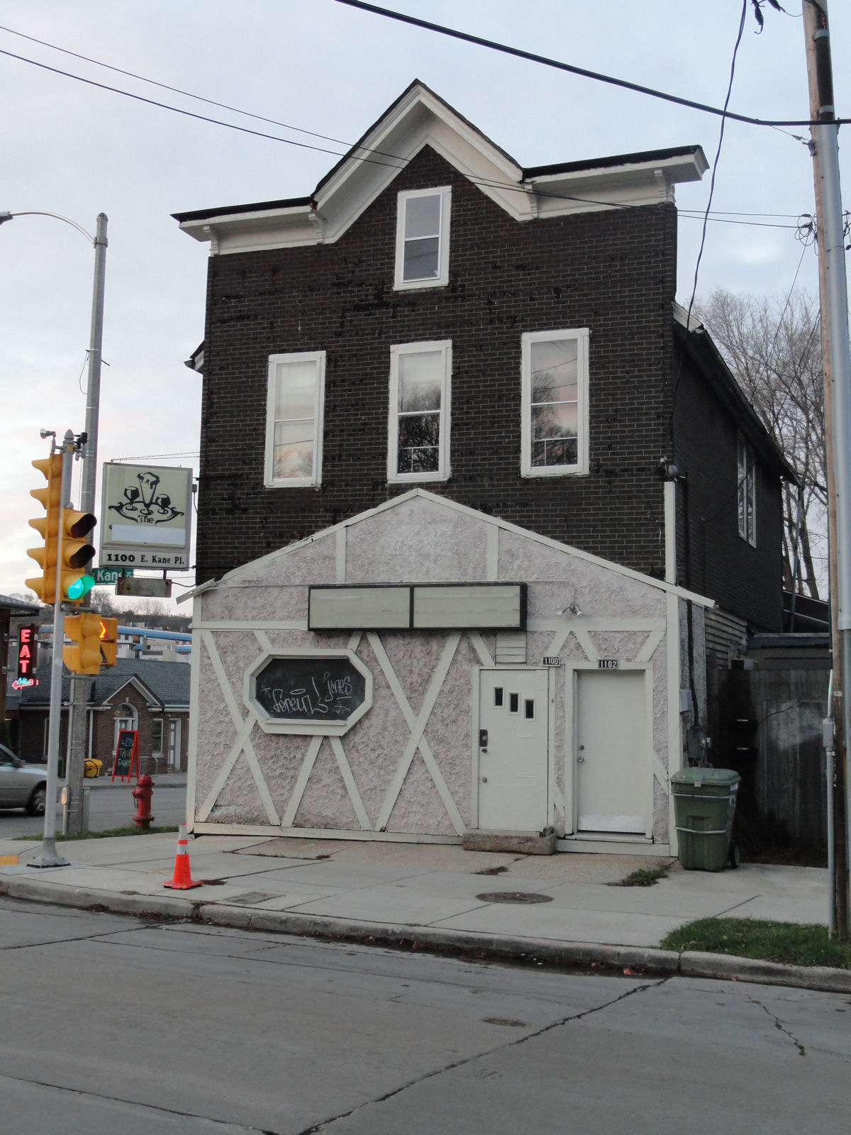 The former Neptune Club building, around 2010.