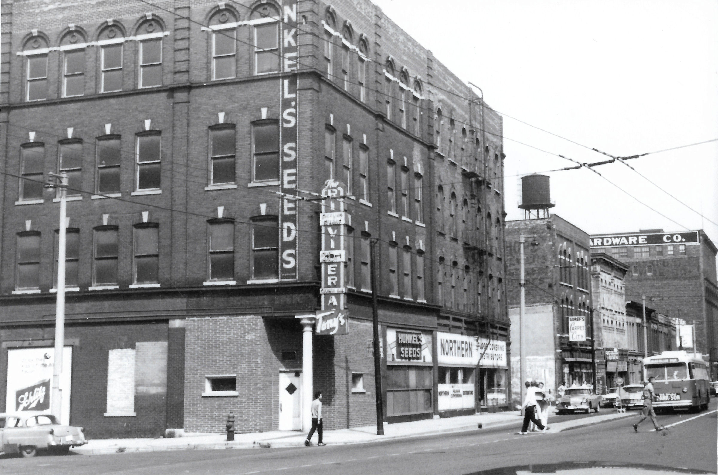 Tony's Riviera