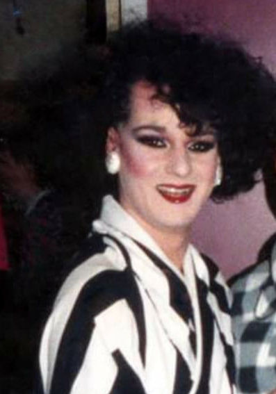 Article: Both Holly Brown and / Ginger Spice deaths reported / (In Step vol. 8-24, Dec. 1991) /